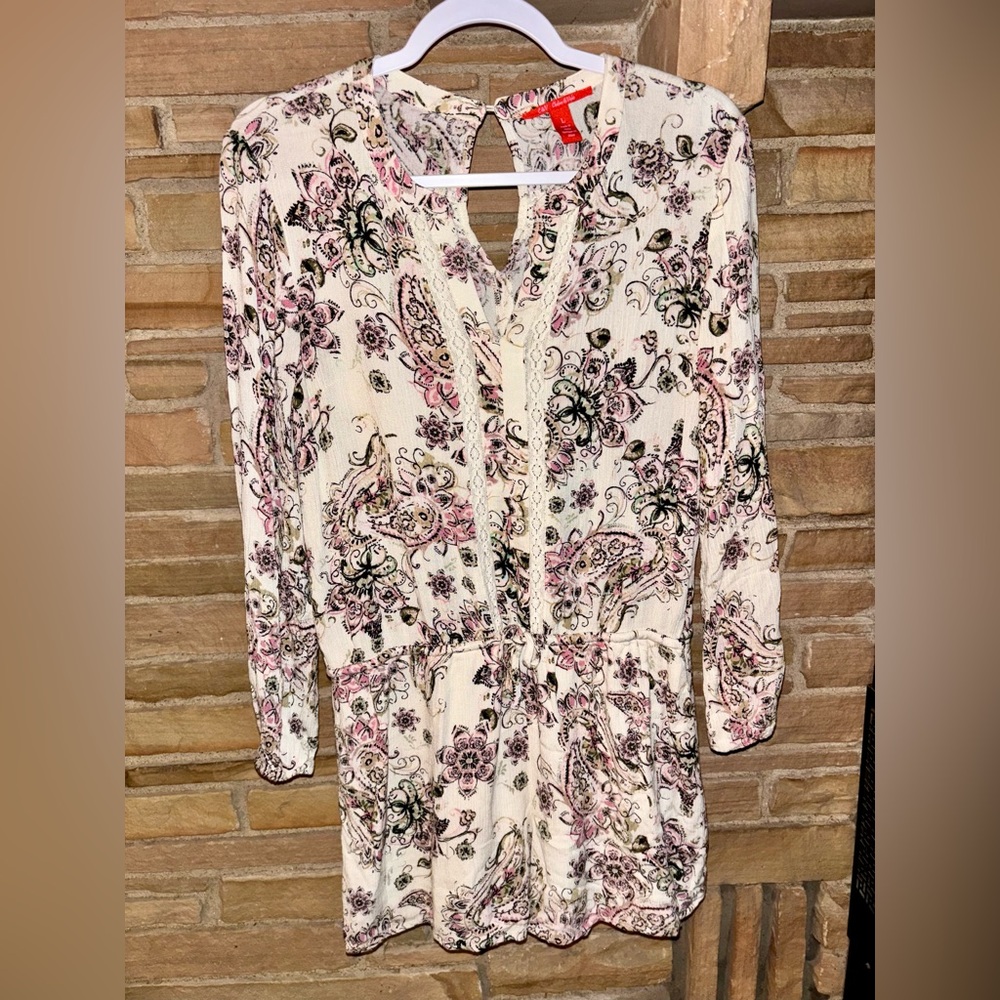Chelsea & Violet Anthropologie floral‎ romper L